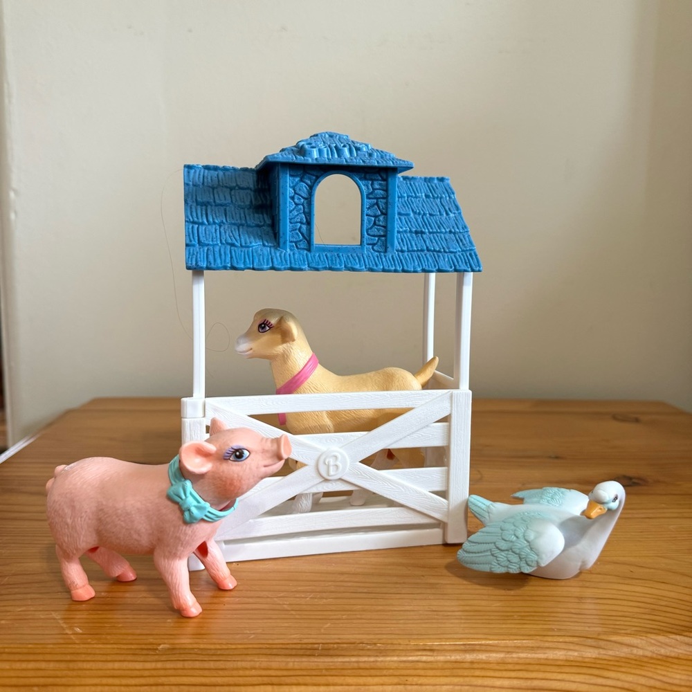 Vintage 90s Barbie Farmyard Play Set Goat Pig Swan Barn Mattel